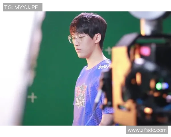 CSGO精彩瞬间揭秘LNG战队协作与默契的背后故事